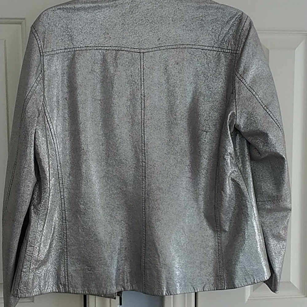Chico's Silver Metallic Genuine Leather Moto Jacket Chico's 1 (US 8/10) - Picture 9 of 12